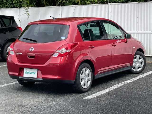 日産 ティーダ 15M SV +プラズマ 茨城県 2012(平24)年 3.4万km ルミナスレッド 車外カメラ（バック）/TV（ワンセグ）/ナビ/ETC/ドライブレコーダー/ABS/盗難防止」装置