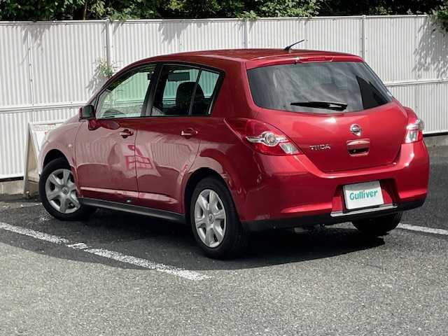 日産 ティーダ 15M SV +プラズマ 茨城県 2012(平24)年 3.4万km ルミナスレッド 車外カメラ（バック）/TV（ワンセグ）/ナビ/ETC/ドライブレコーダー/ABS/盗難防止」装置