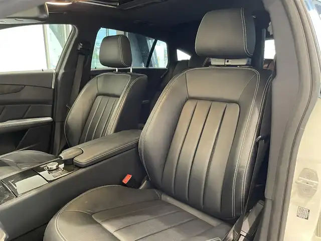 メルセデス・ベンツ ＣＬＳ２２０ｄ SブレイクAMGライン　 愛知県 2016(平28)年 5.3万km ダイヤモンドホワイト サンルーフ　/ブラックレザー　/シートヒーター　/ＣＯＭＭＡＮＤナビ　/Ｂｌｕｅｔｏｏｔｈ　/バックカメラ　/フルセグＴＶ　/ＡＣＣ　/ＬＫＡ　/ＬＤＷ　/ＢＳＭ　/キーレスゴー　/ＬＥＤヘッドライト/コーナーセンサー/ＥＴＣ/エアサスペンション/パワーバックドア/プッシュスタート/ウィンカーミラー/アイドリングストップ