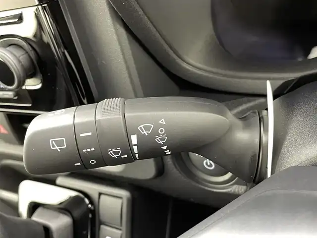 トヨタ シエンタ ハイブリッド Z 熊本県 2025(令7)年 0.1千km ベージュ 登録済未使用車/純正ディスプレイオーディオコネクトナビ（ＡｐｐｌＣａｒＰｌａｙ・ＡｎｄｒｏｉｄＡｕｔｏ・ＢＴ・フルセグ・ＵＳＢ）/純正前後ドライブレコーダー　/全周囲カメラ/ビルトインＥＴＣ２．０　/トヨタセーフティーセンス/・ブラインドスポットモニター/・レーダークルーズコントロール/・プリクラッシュセーフティ/・レーンキープアシスト/・レーンディパーチャーアラート/・リアクロストラフィックアラート/・駐車時支援パーキングサポートシステム/・プロアクティブドライビングアシスト/・ロードサインアシスト/横滑り防止/両側パワースライドドア　/前後クリアランスソナー/オートライト/オートマチックハイビーム/LEDヘッドライト/スマートキー/プッシュスタート/スペアキー1本/保証書/取扱説明書