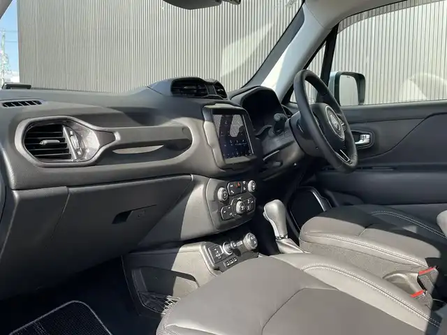 クライスラー・ジープ ジープ レネゲード リミテッド 4xe 長野県 2022(令4)年 3.9万km 青Ｍ CarPlay /ブラックレザーシート /シートヒーター /ステアリングヒーター /PWシート /純正ナビ /フルセグTV /バックカメラ /ACC /ブラインドスポット /レーンキープ /LEDヘッドライト /ドラレコ /ルーフレール /スマートキー /ETC