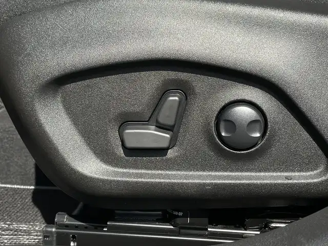 クライスラー・ジープ ジープ レネゲード リミテッド 4xe 長野県 2022(令4)年 3.9万km 青Ｍ CarPlay /ブラックレザーシート /シートヒーター /ステアリングヒーター /PWシート /純正ナビ /フルセグTV /バックカメラ /ACC /ブラインドスポット /レーンキープ /LEDヘッドライト /ドラレコ /ルーフレール /スマートキー /ETC