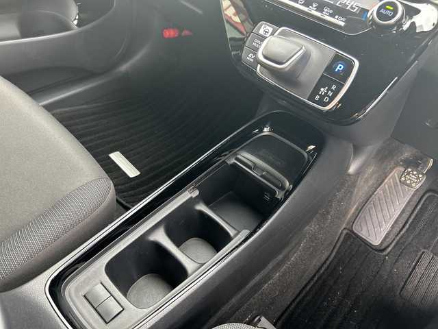 トヨタ アクア G 鹿児島県 2021(令3)年 6.4万km プラチナホワイトパールマイカ 純正ナビ/【フルセグTV/Bluetooth/Miracast】/バックカメラ/アドバンストパークシステム/USB/レーダークルーズコントロール/プリクラッシュセーフティー/LEDヘッドライト/アイドリングストップ/100V電源/スマートキー