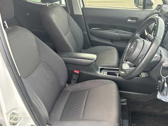 トヨタ アクア G 鹿児島県 2021(令3)年 6.4万km プラチナホワイトパールマイカ 純正ナビ/【フルセグTV/Bluetooth/Miracast】/バックカメラ/アドバンストパークシステム/USB/レーダークルーズコントロール/プリクラッシュセーフティー/LEDヘッドライト/アイドリングストップ/100V電源/スマートキー