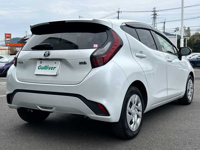 トヨタ アクア G 鹿児島県 2021(令3)年 6.4万km プラチナホワイトパールマイカ 純正ナビ/【フルセグTV/Bluetooth/Miracast】/バックカメラ/アドバンストパークシステム/USB/レーダークルーズコントロール/プリクラッシュセーフティー/LEDヘッドライト/アイドリングストップ/100V電源/スマートキー