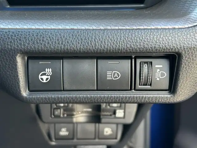 トヨタ プリウス U 栃木県 2023(令5)年 4.2万km ダークブルー トヨタセーフティセンス/純正8インチディスプレイオーディオ/フルセグTV/Bluetooth/AppleCarPlay/MiraCast/パノラミックビューモニター/ビルトインETC2.0/上級ファブリックシート/シートヒーター/LEDヘッドライト/オートハイビーム/アクセサリーコンセント/クリアランスソナー/レーダークルーズコントロール/スマートキー/スペアキー/保証書/取説