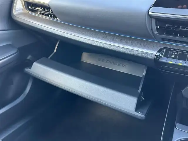 トヨタ プリウス U 栃木県 2023(令5)年 4.2万km ダークブルー トヨタセーフティセンス/純正8インチディスプレイオーディオ/フルセグTV/Bluetooth/AppleCarPlay/MiraCast/パノラミックビューモニター/ビルトインETC2.0/上級ファブリックシート/シートヒーター/LEDヘッドライト/オートハイビーム/アクセサリーコンセント/クリアランスソナー/レーダークルーズコントロール/スマートキー/スペアキー/保証書/取説