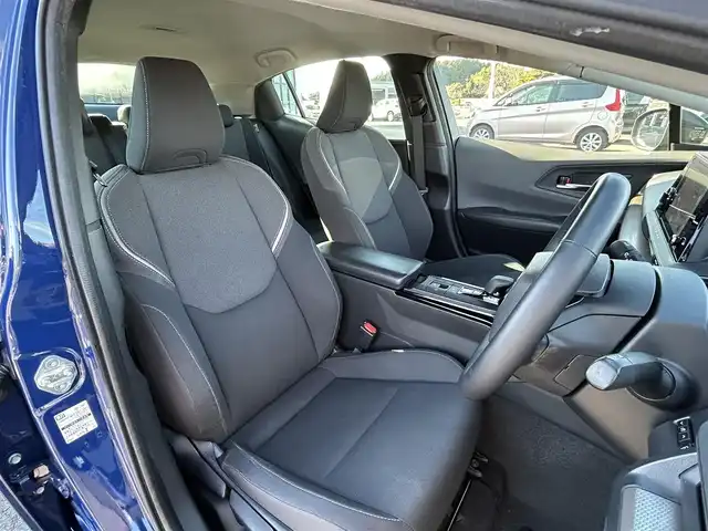 トヨタ プリウス U 栃木県 2023(令5)年 4.2万km ダークブルー トヨタセーフティセンス/純正8インチディスプレイオーディオ/フルセグTV/Bluetooth/AppleCarPlay/MiraCast/パノラミックビューモニター/ビルトインETC2.0/上級ファブリックシート/シートヒーター/LEDヘッドライト/オートハイビーム/アクセサリーコンセント/クリアランスソナー/レーダークルーズコントロール/スマートキー/スペアキー/保証書/取説