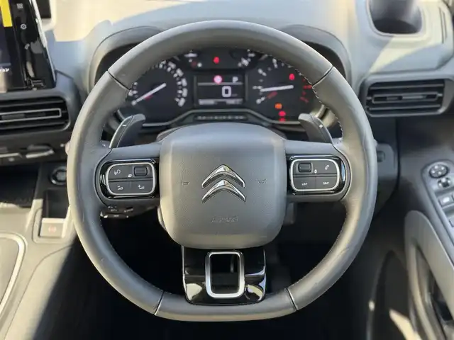 シトロエン シトロエン ベルランゴ シャイン ブルーHDi 三重県 2023(令5)年 0.4万km 青 agreベットキット/マルチパノラミックルーフ/純正ディスプレイオーディオ/全方位モニター/ドライブレコーダー前後/ルーフレール/ブラインドスポットモニター/クリアランスソナー /ETC/スマートキー×2/プッシュスタート/シートバックテーブル/純正16インチアルミホイール