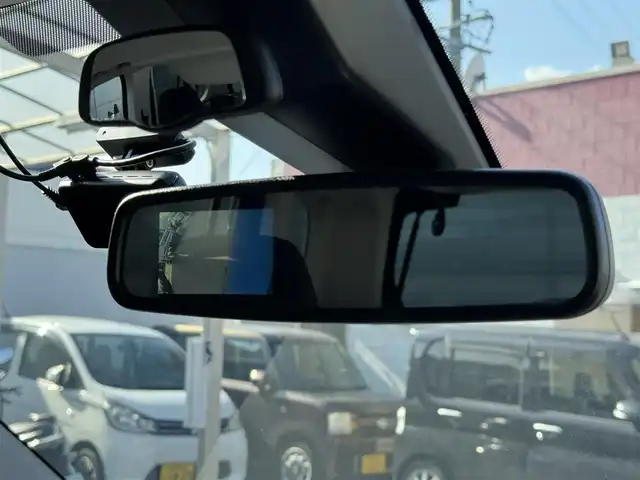 シトロエン シトロエン ベルランゴ シャイン ブルーHDi 三重県 2023(令5)年 0.4万km 青 agreベットキット/マルチパノラミックルーフ/純正ディスプレイオーディオ/全方位モニター/ドライブレコーダー前後/ルーフレール/ブラインドスポットモニター/クリアランスソナー /ETC/スマートキー×2/プッシュスタート/シートバックテーブル/純正16インチアルミホイール