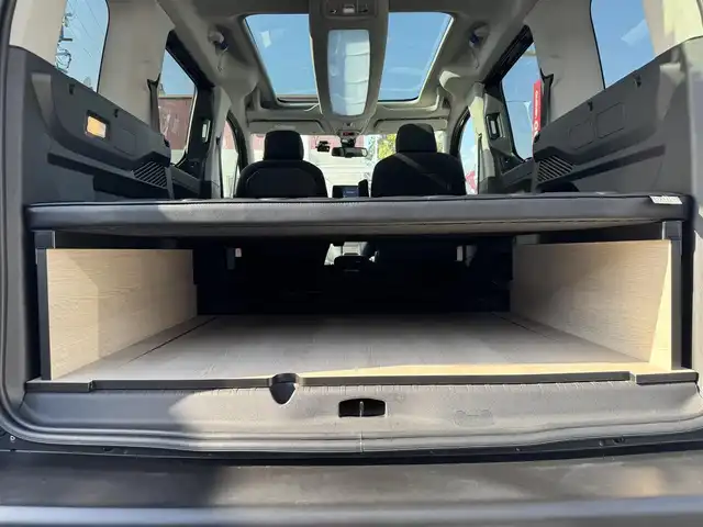 シトロエン シトロエン ベルランゴ シャイン ブルーHDi 三重県 2023(令5)年 0.4万km 青 agreベットキット/マルチパノラミックルーフ/純正ディスプレイオーディオ/全方位モニター/ドライブレコーダー前後/ルーフレール/ブラインドスポットモニター/クリアランスソナー /ETC/スマートキー×2/プッシュスタート/シートバックテーブル/純正16インチアルミホイール