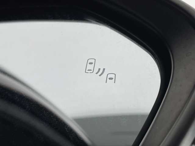 トヨタ Ｃ－ＨＲ S GRスポーツ 宮崎県 2019(令1)年 5万km ブラックマイカ 純正ディスプレイオーディオ/(AM/FM/Bluetooth/フルセグ/ナビ)/衝突軽減ブレーキ/クルーズコントロール/ブラインドスポットモニター　/車線逸脱警報/ドライブレコーダー/ステアリングスイッチ/プッシュスターター/ハーフレザーシート/シートヒーター/バックカメラ/オートハイビーム/LEDヘッドライト/フロアマット/サイドバイザー/ETC