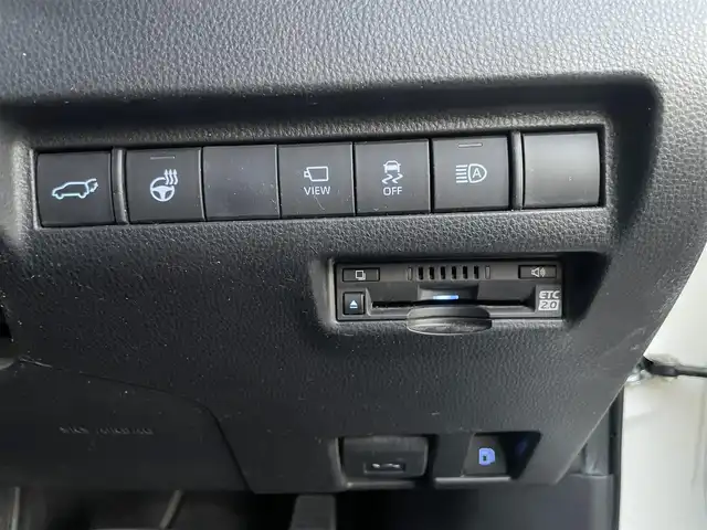 トヨタ ハリアー ハイブリッド Z レザーパッケージ 愛知県 2021(令3)年 7.3万km ホワイトパールクリスタルシャイン 純正11インチナビ/フルセグTV/アラウンドビューモニター/モデリスタエアロ・グリル/アダプティブクルーズコントロール/JBLサウンド/トヨタセーフティセンス/シートヒーター/エアシート/パワーシート/ステアリングヒーター/ETC2.0