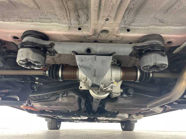 ホンダ フィット e:HEVホーム カーサ 道央・札幌 2022(令4)年 3.3万km プレミアムクリスタルレッドM ・4WD/・寒冷地仕様/・ホンダセンシング/・衝突被害軽減ブレーキ/・横滑り防止装置/・レーンキープアシスト/・クルーズコントロール/・純正9インチナビ/・BT&USB&フルセグTV/・ハーフレザーシート/・前席シートヒーター/・ビルトインETC2.0/・LEDヘッドライト/・オートライト/・スマートキー/・プッシュスタート