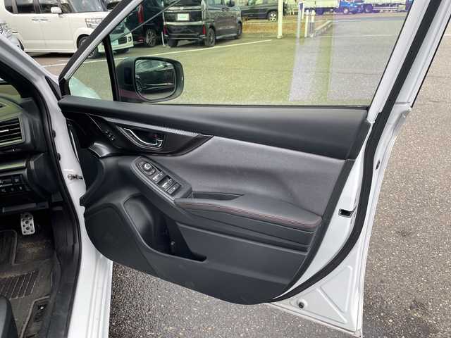 スバル インプレッサ スポーツ STI スポーツ 新潟県 2021(令3)年 5.3万km セラミックホワイト 4WD/純正ナビ（Bluetooth/DTV）/ワンオーナー/バックカメラ/パワーシートメモリ/BSM（ブラインドスポットモニター）/AVH（オートビークルホールド）/SRH（ステアリング連動ヘッドランプ）/コーナーセンサー/パドルシフト/衝突軽減ブレーキ/純正18インチアルミホイール/LEDヘッドライト/クルーズコントロール/ステアリングスイッチ/アイドリングストップ/パーキングアシスト/STIマフラー/社外ETC/ドアバイザー/電動格納ミラー