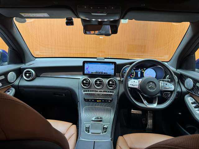 メルセデス・ベンツ ＧＬＣ２２０ d 4マチック AMGライン 千葉県 2019(令1)年 3万km ブリリアントブルーM レザーエクスクルーシブＰＫＧ　/パノラマＳＲ　/Ｂｕｒｍｅｓｔｅｒサウンド　/ＨＵＤ　/茶革シート　/ＡＣＣ　/ナビ　/ＴＶ　/３６０°　/Ｂｌｕｅｔｏｏｔｈ接続　/シートヒーター　/ベンチレーション　/電動リアゲート
