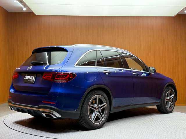 メルセデス・ベンツ ＧＬＣ２２０ d 4マチック AMGライン 千葉県 2019(令1)年 3万km ブリリアントブルーM レザーエクスクルーシブＰＫＧ　/パノラマＳＲ　/Ｂｕｒｍｅｓｔｅｒサウンド　/ＨＵＤ　/茶革シート　/ＡＣＣ　/ナビ　/ＴＶ　/３６０°　/Ｂｌｕｅｔｏｏｔｈ接続　/シートヒーター　/ベンチレーション　/電動リアゲート