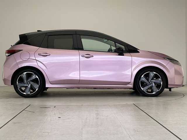 日産 オーラ G 愛知県 2022(令4)年 5万km ピンク プロパイロット/純正9型ディスプレイオーディオナビ/プレミアムサウンドBOSE/全方位カメラ/レーダークルーズコントロール/シートヒーター/バックカメラ/コーナーセンサー/純正アルミホイール/ETC2.0/ブラインドスポットモニター/LEDヘッドライト/ステアリングヒーター/インテリジェントミラー/オートマチックハイビーム/ワイヤレス充電機/衝突軽減システム/フルセグ/Bluetooth/ステアリングスイッチ/スマートキー/プッシュスタート