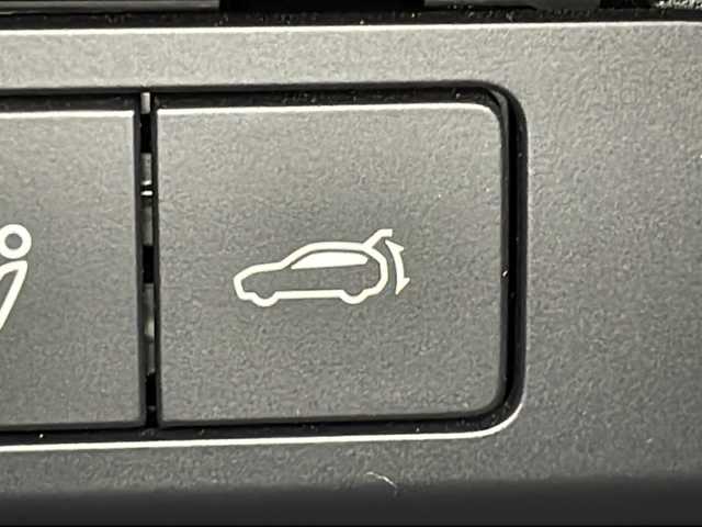 マツダ ＣＸ－３０ XD Lパッケージ 広島県 2021(令3)年 2.9万km ソウルレッドクリスタルM 純正８．８型ナビ　/全周囲カメラ　/フルエアロ　/レーダークルーズコントロール　/シートヒーター　/パワーシート　/フルセグ　/パワーリアゲート　/ステアリングヒーター/ブラインドスポットモニター　/ドラレコ　/ETC/純正１８インチアルミホイール(215/55/R18)/エアバック（運転席/助手席/サイド/カーテン）