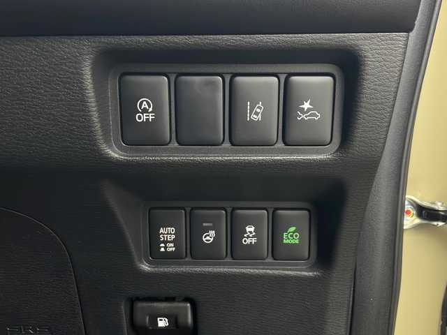 三菱 デリカＤ：５ P 秋田県 2021(令3)年 2.7万km ベージュ 4WD/衝突被害軽減ブレーキ　/ALPINEナビ　/　　CD/DVD/BT/フルセグTV/アラウンドビューモニター　/両側パワースライドドア/パワーバックドア　/レーダークルーズコントロール　/LEDオートライト　/運転席パワーシート　/前席シートヒーター　/社外BRUT16インチアルミホイール/LED照明付き電動サイドステップ/ブラインドスポットモニター/ステアリングヒーター/パドルシフト/スマートキー/ETC