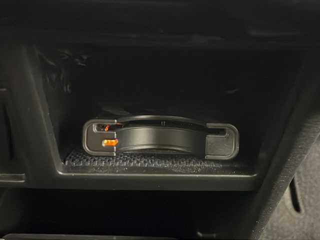 三菱 デリカＤ：５ P 秋田県 2021(令3)年 2.7万km ベージュ 4WD/衝突被害軽減ブレーキ　/ALPINEナビ　/　　CD/DVD/BT/フルセグTV/アラウンドビューモニター　/両側パワースライドドア/パワーバックドア　/レーダークルーズコントロール　/LEDオートライト　/運転席パワーシート　/前席シートヒーター　/社外BRUT16インチアルミホイール/LED照明付き電動サイドステップ/ブラインドスポットモニター/ステアリングヒーター/パドルシフト/スマートキー/ETC