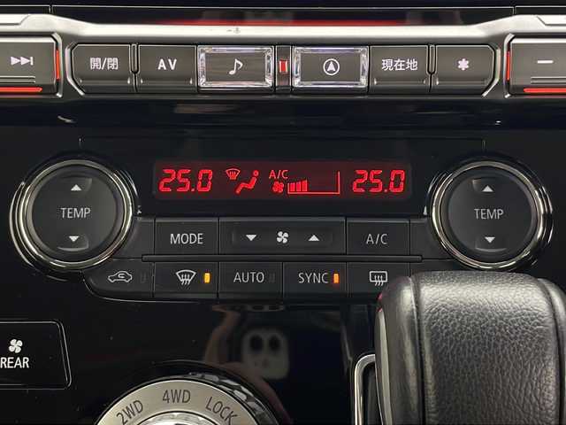 三菱 デリカＤ：５ P 秋田県 2021(令3)年 2.7万km ベージュ 4WD/衝突被害軽減ブレーキ　/ALPINEナビ　/　　CD/DVD/BT/フルセグTV/アラウンドビューモニター　/両側パワースライドドア/パワーバックドア　/レーダークルーズコントロール　/LEDオートライト　/運転席パワーシート　/前席シートヒーター　/社外BRUT16インチアルミホイール/LED照明付き電動サイドステップ/ブラインドスポットモニター/ステアリングヒーター/パドルシフト/スマートキー/ETC