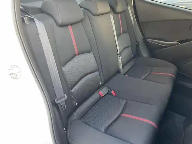 マツダ デミオ XD ツーリング 鳥取県 2015(平27)年 4.6万km スノーフレイクホワイトパールマイカ ディーゼル・ターボ/純正ナビ／フルセグ／ＤＶＤ／ＣＤ／ＢＴ/ＥＴＣ・ドライブレコーダー/衝突軽減ブレーキ/クルーズコントロール/パドルシフト/ＬＥＤヘットライト/フォグライト/ヘットアップディスプレイ/社外サスペンション（減衰調整付き）/社外１７インチアルミホイール/プッシュエンジンスタート/オートライト/フロアマット/ドアバイザー