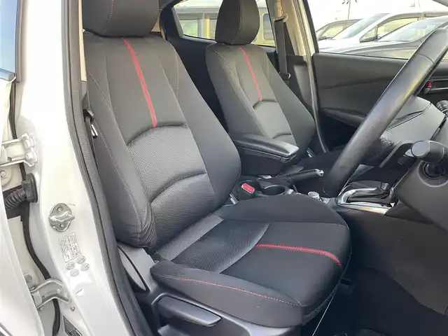 マツダ デミオ XD ツーリング 鳥取県 2015(平27)年 4.6万km スノーフレイクホワイトパールマイカ ディーゼル・ターボ/純正ナビ／フルセグ／ＤＶＤ／ＣＤ／ＢＴ/ＥＴＣ・ドライブレコーダー/衝突軽減ブレーキ/クルーズコントロール/パドルシフト/ＬＥＤヘットライト/フォグライト/ヘットアップディスプレイ/社外サスペンション（減衰調整付き）/社外１７インチアルミホイール/プッシュエンジンスタート/オートライト/フロアマット/ドアバイザー