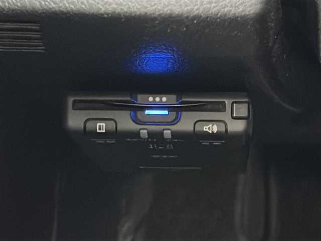 トヨタ シエンタ G 愛知県 2019(令1)年 5.6万km コバルトブルーメタリック 7V型メモリナビ/（Bluetooth/CD/DVD/フルセグTV/USB)/ 品番：AVIC-RW710】/両側パワースライドドア/ETC/ドライブレコーダー/トヨタセーフティセンス/・オートマチックハイビーム/・衝突軽減ブレーキ/・レーンキープアシスト/横滑り防止装置/アイドリングストップ/ヘッドライトレベライザー/オート電動格納ドアミラー/プッシュスタート/スマートキー【スペア1本】/純正ドアバイザー/純正フロアマット/禁煙車