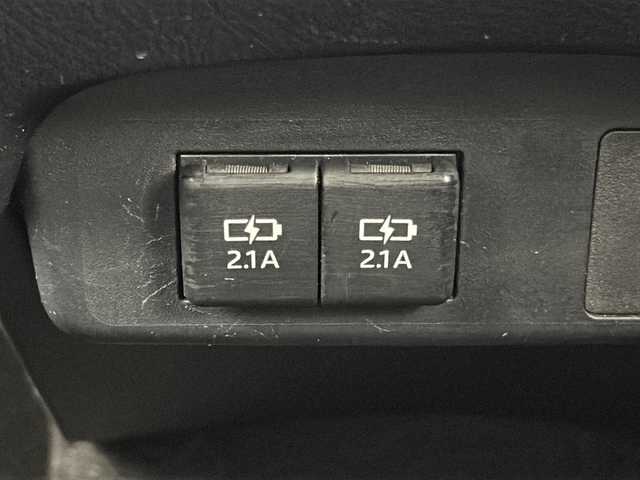 トヨタ シエンタ G 愛知県 2019(令1)年 5.6万km コバルトブルーメタリック 7V型メモリナビ/（Bluetooth/CD/DVD/フルセグTV/USB)/ 品番：AVIC-RW710】/両側パワースライドドア/ETC/ドライブレコーダー/トヨタセーフティセンス/・オートマチックハイビーム/・衝突軽減ブレーキ/・レーンキープアシスト/横滑り防止装置/アイドリングストップ/ヘッドライトレベライザー/オート電動格納ドアミラー/プッシュスタート/スマートキー【スペア1本】/純正ドアバイザー/純正フロアマット/禁煙車