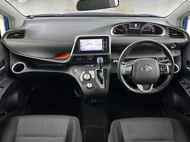トヨタ シエンタ G 愛知県 2019(令1)年 5.6万km コバルトブルーメタリック 7V型メモリナビ/（Bluetooth/CD/DVD/フルセグTV/USB)/ 品番：AVIC-RW710】/両側パワースライドドア/ETC/ドライブレコーダー/トヨタセーフティセンス/・オートマチックハイビーム/・衝突軽減ブレーキ/・レーンキープアシスト/横滑り防止装置/アイドリングストップ/ヘッドライトレベライザー/オート電動格納ドアミラー/プッシュスタート/スマートキー【スペア1本】/純正ドアバイザー/純正フロアマット/禁煙車