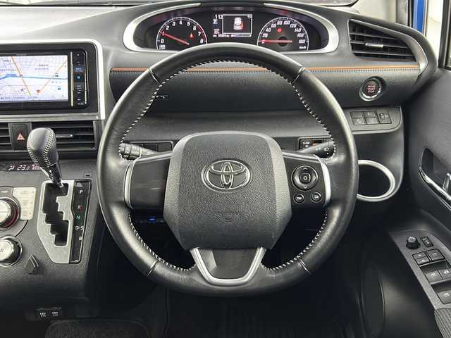 トヨタ シエンタ G 愛知県 2019(令1)年 5.6万km コバルトブルーメタリック 7V型メモリナビ/（Bluetooth/CD/DVD/フルセグTV/USB)/ 品番：AVIC-RW710】/両側パワースライドドア/ETC/ドライブレコーダー/トヨタセーフティセンス/・オートマチックハイビーム/・衝突軽減ブレーキ/・レーンキープアシスト/横滑り防止装置/アイドリングストップ/ヘッドライトレベライザー/オート電動格納ドアミラー/プッシュスタート/スマートキー【スペア1本】/純正ドアバイザー/純正フロアマット/禁煙車