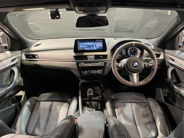 ＢＭＷ Ｘ２ xDrive 18d MスポーツX EDジョイ+ 道央・札幌 2020(令2)年 3.9万km アルピンホワイトⅢ コンフォートパッケージ/・オートマチックテールゲートオペレーション/・フロントシートヒーティング/アドバンスドアクティブセーフティパッケージ/・BMWヘッドアップディスプレイ/・ドライビングアシストプラス/・ACC/アクティブクルーズコントロール/電動フロントシート/ハーフレザーシート/スポーツシート(D/N)/パーキングアシスト/PDC/パークディスタンスコントロール/リアビューカメラ/ドライビングアシスト/・レーンディパーチャーウォーニング/・前車接近警告機能/衝突回避 被害軽減ブレーキ/MsportXエクステリアパッケージ/LEDヘッドライト/LEDフォグランプ/ライトパッケージ/・アンビエントライト/・フットウェルライト/コンフォートアクセス/レインセンサー/デュアルエキゾーストテールパイプ/MライトアロイホイールYスポークスタイリング19インチAW/Mスポーツレザーステアリングホイール/10.25インチワイドコントロールディスプレイ/ミラー一体型ETC/純正ドライブレコーダー