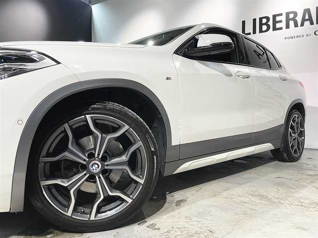 ＢＭＷ Ｘ２ xDrive 18d MスポーツX EDジョイ+ 道央・札幌 2020(令2)年 3.9万km アルピンホワイトⅢ コンフォートパッケージ/・オートマチックテールゲートオペレーション/・フロントシートヒーティング/アドバンスドアクティブセーフティパッケージ/・BMWヘッドアップディスプレイ/・ドライビングアシストプラス/・ACC/アクティブクルーズコントロール/電動フロントシート/ハーフレザーシート/スポーツシート(D/N)/パーキングアシスト/PDC/パークディスタンスコントロール/リアビューカメラ/ドライビングアシスト/・レーンディパーチャーウォーニング/・前車接近警告機能/衝突回避 被害軽減ブレーキ/MsportXエクステリアパッケージ/LEDヘッドライト/LEDフォグランプ/ライトパッケージ/・アンビエントライト/・フットウェルライト/コンフォートアクセス/レインセンサー/デュアルエキゾーストテールパイプ/MライトアロイホイールYスポークスタイリング19インチAW/Mスポーツレザーステアリングホイール/10.25インチワイドコントロールディスプレイ/ミラー一体型ETC/純正ドライブレコーダー