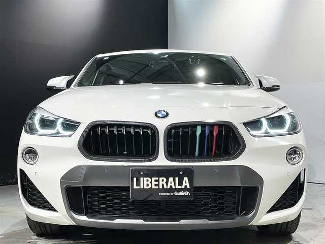 ＢＭＷ Ｘ２ xDrive 18d MスポーツX EDジョイ+ 道央・札幌 2020(令2)年 3.9万km アルピンホワイトⅢ コンフォートパッケージ/・オートマチックテールゲートオペレーション/・フロントシートヒーティング/アドバンスドアクティブセーフティパッケージ/・BMWヘッドアップディスプレイ/・ドライビングアシストプラス/・ACC/アクティブクルーズコントロール/電動フロントシート/ハーフレザーシート/スポーツシート(D/N)/パーキングアシスト/PDC/パークディスタンスコントロール/リアビューカメラ/ドライビングアシスト/・レーンディパーチャーウォーニング/・前車接近警告機能/衝突回避 被害軽減ブレーキ/MsportXエクステリアパッケージ/LEDヘッドライト/LEDフォグランプ/ライトパッケージ/・アンビエントライト/・フットウェルライト/コンフォートアクセス/レインセンサー/デュアルエキゾーストテールパイプ/MライトアロイホイールYスポークスタイリング19インチAW/Mスポーツレザーステアリングホイール/10.25インチワイドコントロールディスプレイ/ミラー一体型ETC/純正ドライブレコーダー