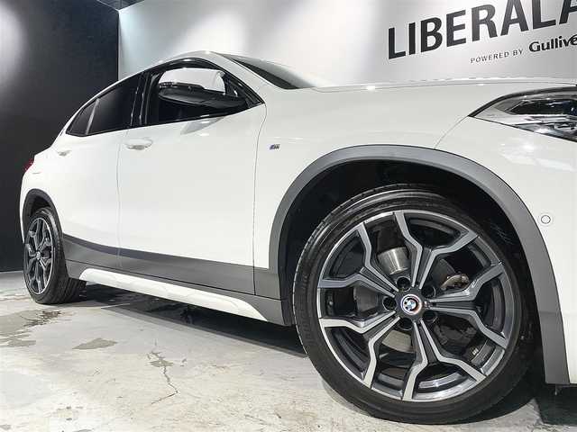 ＢＭＷ Ｘ２ xDrive 18d MスポーツX EDジョイ+ 道央・札幌 2020(令2)年 3.9万km アルピンホワイトⅢ コンフォートパッケージ/・オートマチックテールゲートオペレーション/・フロントシートヒーティング/アドバンスドアクティブセーフティパッケージ/・BMWヘッドアップディスプレイ/・ドライビングアシストプラス/・ACC/アクティブクルーズコントロール/電動フロントシート/ハーフレザーシート/スポーツシート(D/N)/パーキングアシスト/PDC/パークディスタンスコントロール/リアビューカメラ/ドライビングアシスト/・レーンディパーチャーウォーニング/・前車接近警告機能/衝突回避 被害軽減ブレーキ/MsportXエクステリアパッケージ/LEDヘッドライト/LEDフォグランプ/ライトパッケージ/・アンビエントライト/・フットウェルライト/コンフォートアクセス/レインセンサー/デュアルエキゾーストテールパイプ/MライトアロイホイールYスポークスタイリング19インチAW/Mスポーツレザーステアリングホイール/10.25インチワイドコントロールディスプレイ/ミラー一体型ETC/純正ドライブレコーダー