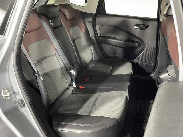 日産 オーラ G 神奈川県 2023(令5)年 4.2万km グレー 純正9インチナビ/Bluetooth&USB&HDMI&AppleCarPlay&フルセグTV/全方位モニター/デジタルインナーミラー/純正ドライブレコーダー/ビルトインETC2.0/ワイヤレス充電器/BOSEパーソナルプラスプラスサウンドスピーカー/ハーフレザーシート/プロパイロット/インテリジェントエマージェンシーブレーキ/踏み間違い衝突防止アシスト/後側方車両検知警報/後側方衝突防止支援システム/車線逸脱警報/車線逸脱防止支援システム/前方衝突予測警報/後退時車両検知警報/ふらつき警報/標識検知機能/インテリジェントクルーズコントロール/アダプティブLEDヘッドライトシステム/LEDフォグライト/ウィンカーミラー