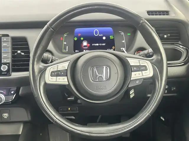 ホンダ フィット e:HEVリュクス 愛知県 2020(令2)年 2.5万km プレミアムサンライトホワイトパール ワンオーナー/ホンダセンシング/Gathers9インチナビ/バックカメラ/ハーフレザー/シートヒート/ステアリングヒーター/ドライブレコーダー/ACC/ドアバイザー/純正フロアマット/純正LEDライト/DVD再生可能/純正AW/USB端子入力