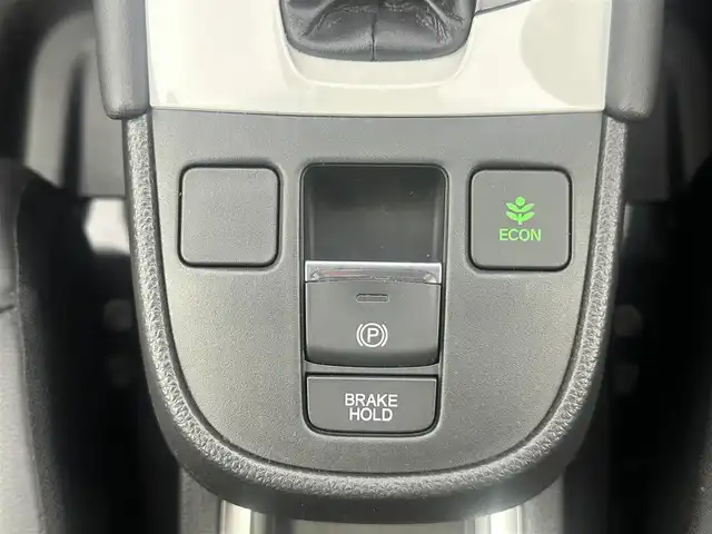 ホンダ フィット e:HEVリュクス 愛知県 2020(令2)年 2.5万km プレミアムサンライトホワイトパール ワンオーナー/ホンダセンシング/Gathers9インチナビ/バックカメラ/ハーフレザー/シートヒート/ステアリングヒーター/ドライブレコーダー/ACC/ドアバイザー/純正フロアマット/純正LEDライト/DVD再生可能/純正AW/USB端子入力