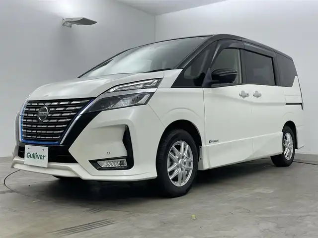 日産 セレナ e－パワー ハイウェイスター V 岡山県 2022(令4)年 3.2万km ブリリアントホワイトパール 2トーン ワンオーナー/純正10インチナビ/　【フルセグ/Bluetooth/CD/DVD/Blu-ray】/プロパイロット/エマージェンシーブレーキ/ブラインドスポットモニター/両側パワースライドドア/デジタルインナーミラー/LEDヘッドライト/オートハイビーム/純正ドライブレコーダー/社外15インチアルミホイール＋スタッドレスタイヤ：装着/純正ホイール付きサマータイヤ積込み/スマートキー/プッシュスタート/社外フロアマット/ウォークスルー/新車保証書/取扱説明書/スペアキー×１