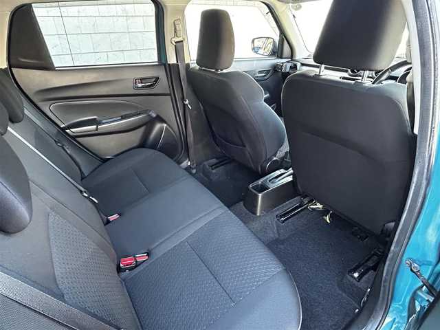 スズキ スイフト XL 大分県 2017(平29)年 13.7万km ネオンブルーM ワンオーナー/革巻ステアリング/純正アルミホイル16インチ/シートヒーター（D席）/MTモード付AT/社外SDナビ/Bluetooth/CD/DVD/フルセグ/スマートキー/パワーステアリング/パワーウィンドウ