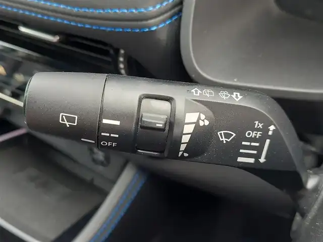 日産 エクストレイル ハイブリッド 東京都 2023(令5)年 3.1万km ダイヤモンドブラック ワンオーナー/純正コネクトナビ/プロパイロット/フルセグテレビ/自動駐車システム/ETC2.0/プレミアムサウンド(BOSE)/純正アルミホイール/ドライブレコーダー/アラウンドビューモニター/パワーシート/アダプティブクルーズコントロール/電動バックドア/ブラインドスポットモニター/デジタルインナーミラー/前席シートヒーター/ステアリングヒーター/置くだけ充電/フロントフォグランプ