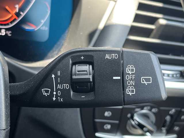 ＢＭＷ Ｘ３ xDrive20d Mスポーツ 静岡県 2021(令3)年 3.6万km アルピンホワイトⅢ アダプティブクルーズコントロール/純正ナビ/（フルセグ/Bluetooth）/360°カメラ/ヘッドアップディスプレイ/レーンキープアシスト/ブラインドスポットアシスト/コンフォートアクセス/ハーフレザーシート/LEDヘッドライト/オートハイビーム/純正19インチアルミホイール/電動リアゲート/ワイヤレス充電/パワーシート/シートヒーター/ドライビングアシスト＋/パーキングアシスト＋