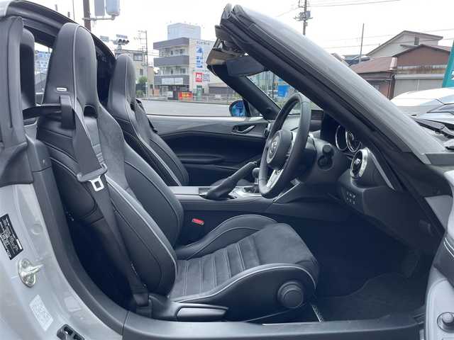 マツダ ロードスター ＲＦ RS 神奈川県 2024(令6)年 0.9万km グレー ワンオーナー/純正8.8インチセンターディスプレイ/　（Bluetooth・フルセグTV）/BOSEサウンドシステム/メーカーOP BBS17インチAW/メーカーOP bremboキャリパー/メーカーOP リアレッドキャリパー/スマートブレーキサポート/マツダレーダークルーズコントロール/LEDヘッドライト/ブラインドスポットモニター/アルパインドラレコ一体型ミラー/ビルシュタインショックアブソーバー/コーナーセンサー/バックカメラ/スマートキー×2/保証書/取扱説明書