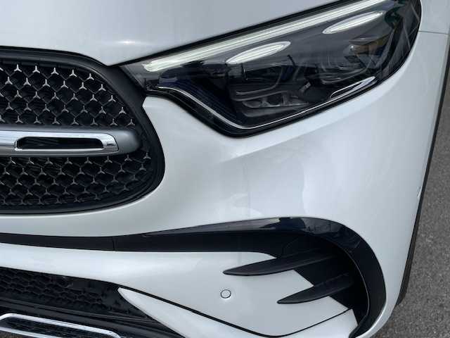 メルセデス・ベンツ Ｍ・ベンツ ＧＬＣ２２０ d 4マチック AMGライン 神奈川県 2024(令6)年 0.8万km 白 補記/・カラーコード885/・USB入力端子はタイプCのみ/アダプティブクルーズコントロール/安全機能装置/・エマージェンシーブレーキ/・レーンキープアシスト/・パーキングアシスト/・横滑り防止装置/全周囲モニター/コーナーセンサー/純正２０インチAW/純正ナビ/（AM・FM・フルセグTV・CD・SD・BT）/パワーシート/レザーシート/シートヒーター/ETC