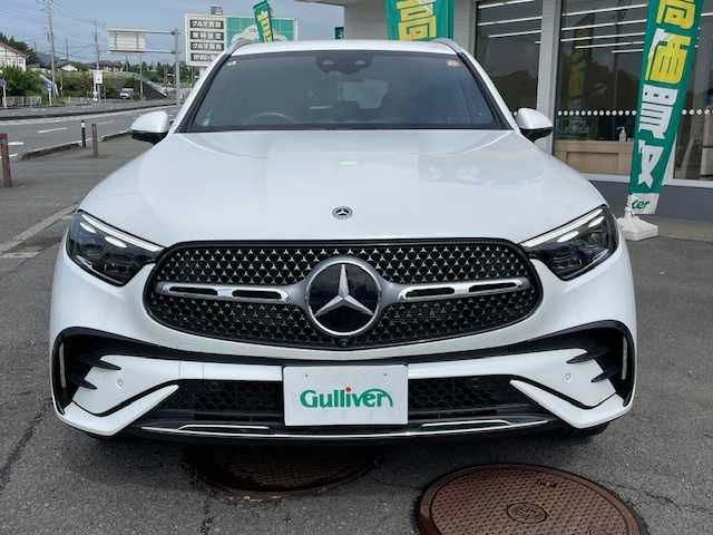 メルセデス・ベンツ Ｍ・ベンツ ＧＬＣ２２０ d 4マチック AMGライン 神奈川県 2024(令6)年 0.8万km 白 補記/・カラーコード885/・USB入力端子はタイプCのみ/アダプティブクルーズコントロール/安全機能装置/・エマージェンシーブレーキ/・レーンキープアシスト/・パーキングアシスト/・横滑り防止装置/全周囲モニター/コーナーセンサー/純正２０インチAW/純正ナビ/（AM・FM・フルセグTV・CD・SD・BT）/パワーシート/レザーシート/シートヒーター/ETC