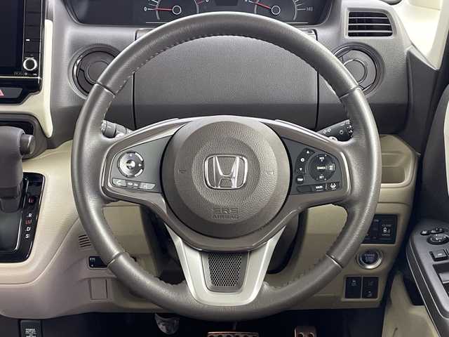 ホンダ Ｎ ＢＯＸ G L ターボ ホンダセンシング 新潟県 2020(令2)年 3.6万km クリスタルブラックパール 純正８インチナビ　/（BT/FM/AM/フルセグTV）/バックカメラ　/ステアリングスイッチ/パドルシフト/両側パワースライドドア　/純正ドライブレコーダー前後　/純正フロアマット　/Ｄ／Ｎシートヒーター　/クルーズコントロール