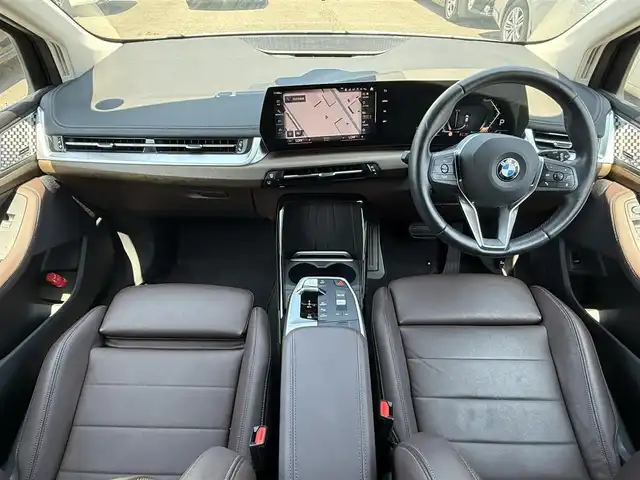 ＢＭＷ ＢＭＷ ２１８ｉ アクティブツアラー エクスクルーシブ 静岡県 2022(令4)年 1万km アルピンホワイトⅢ レザーシート/電動リアゲート/harman/kardon/BSM/iDrive/(Bluetooth/CarPlay)/衝突被害軽減システム/バックカメラ/アダプティブクルーズコントロール/レーンキープアシスト/PDC/メモリー付パワーシート/シートヒーター/スマートキー/ETC/ドライブレコーダー