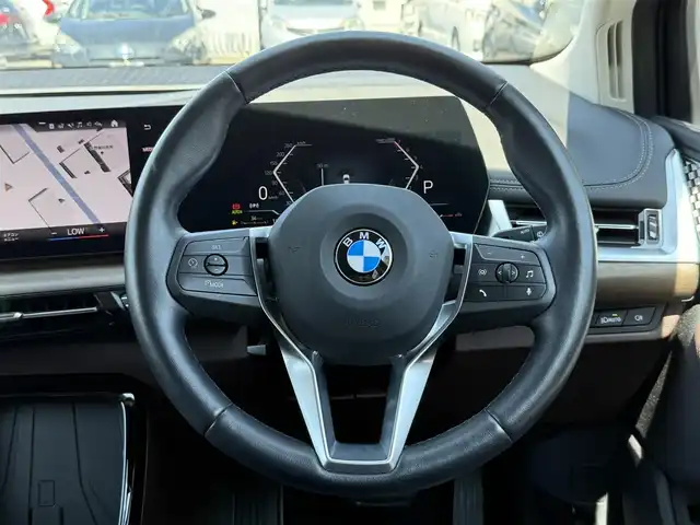 ＢＭＷ ＢＭＷ ２１８ｉ アクティブツアラー エクスクルーシブ 静岡県 2022(令4)年 1万km アルピンホワイトⅢ レザーシート/電動リアゲート/harman/kardon/BSM/iDrive/(Bluetooth/CarPlay)/衝突被害軽減システム/バックカメラ/アダプティブクルーズコントロール/レーンキープアシスト/PDC/メモリー付パワーシート/シートヒーター/スマートキー/ETC/ドライブレコーダー