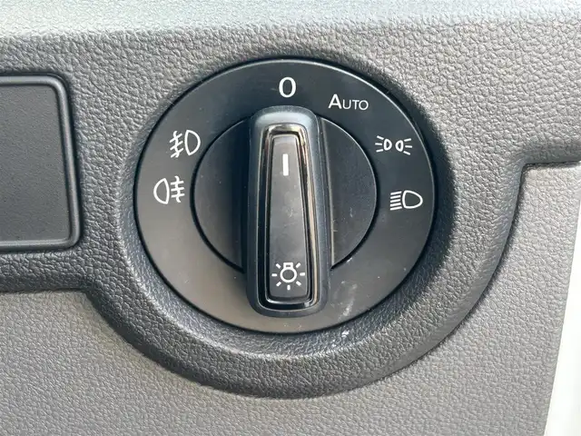 フォルクスワーゲン ＶＷ Ｔ－クロス TSI アクティブ 栃木県 2021(令3)年 3万km ピュアホワイト フロントアシスト/リアトラフィックアラート/ブラインドスポット/アダプティブクルーズコントロール/レーンアシスト/パークアシスト/パークディスタンスコントロール/MMIナビゲーションシステム/Bluetooth Audio/AppleCarPlay/AndroidAuto/MirrorLink/バックカメラ/ビルトインETC2.0/スマートキー/LEDヘッドライト/フロント/リアフォグ/アイドリングストップ